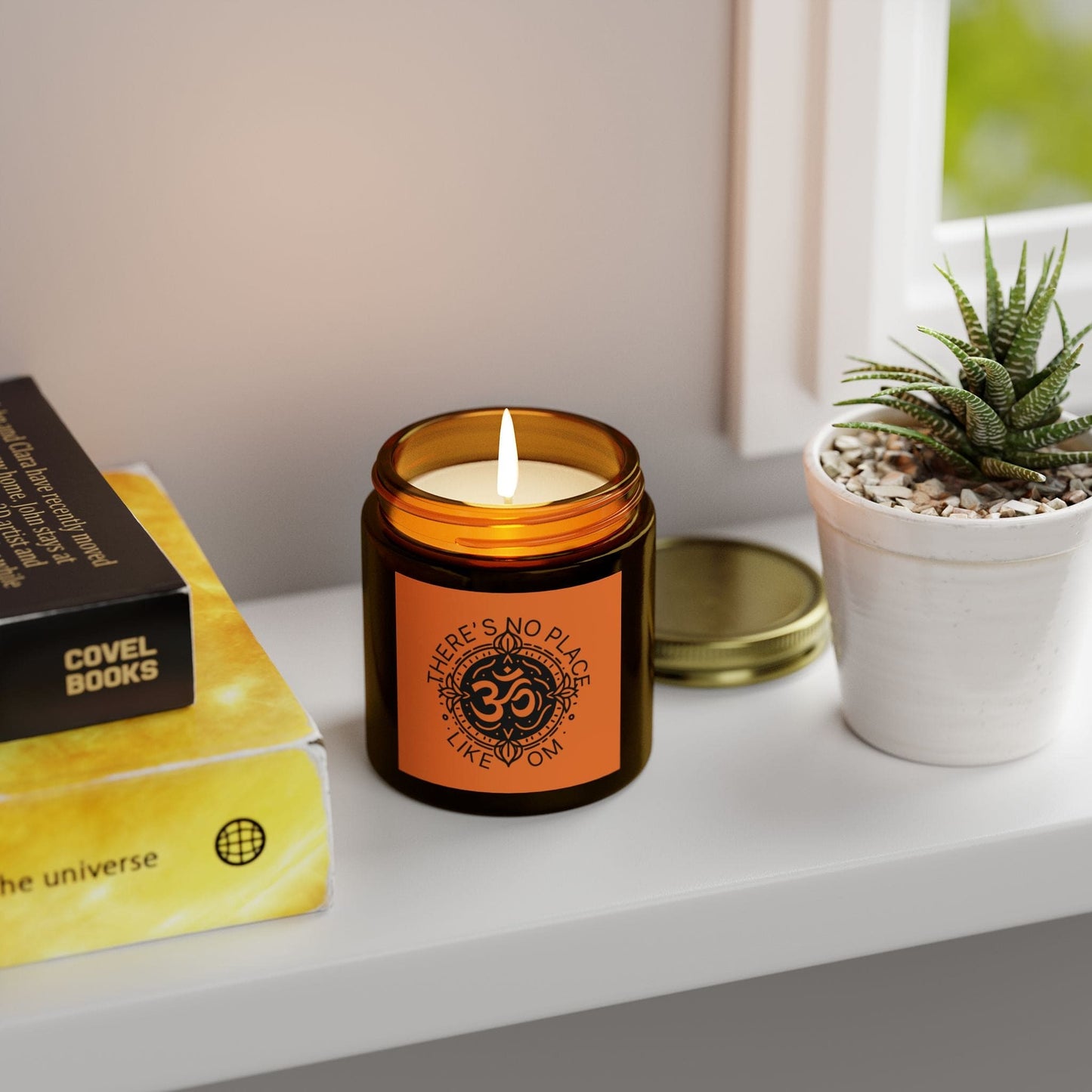 There is no place like OM - Natural & Non Toxic 🌱 - Scented Candle Coconut Apricot Wax